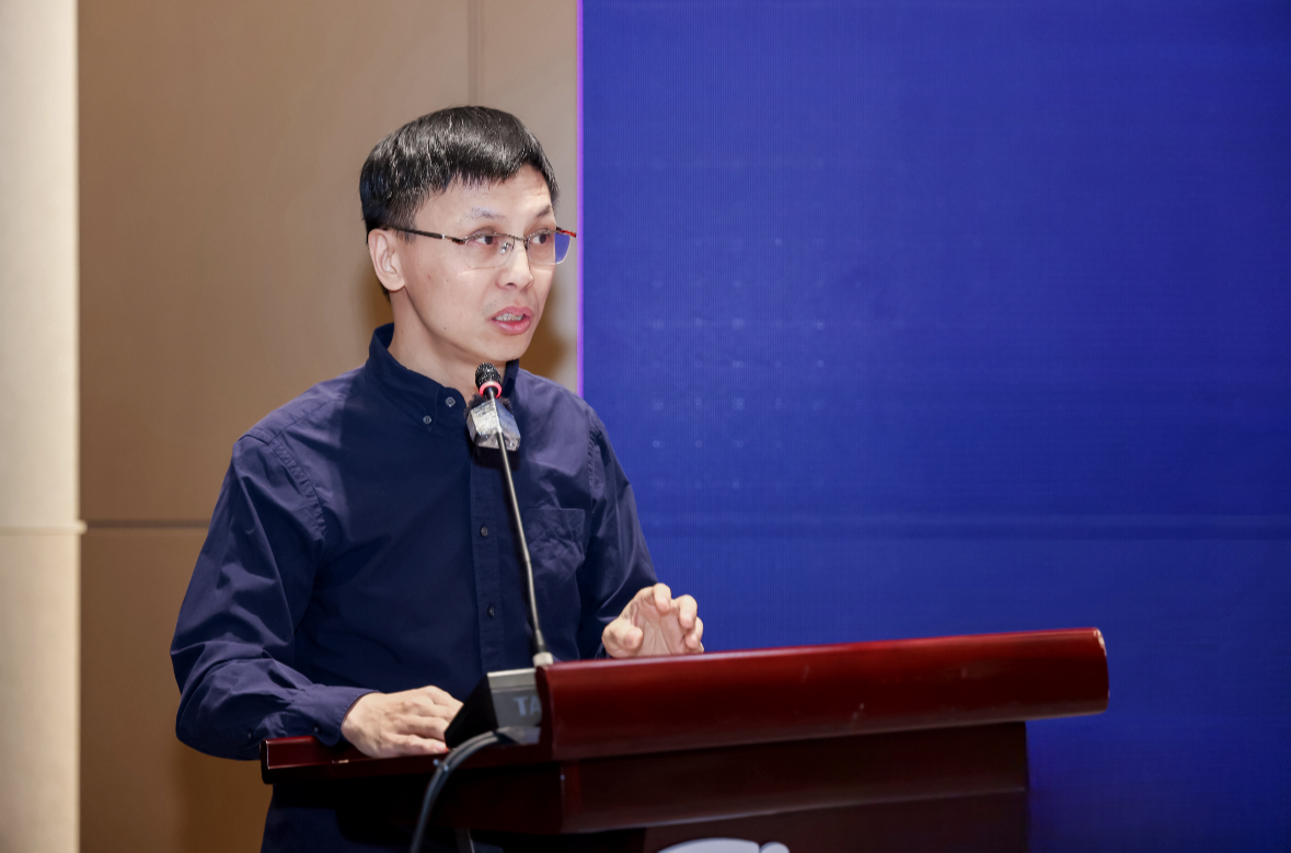 國產(chǎn)首臺高分辨傅里葉變換靜電阱質(zhì)譜發(fā)布,安益譜引領高端質(zhì)譜技術新篇章(圖2) 國產(chǎn)首臺高分辨傅里葉變換靜電阱質(zhì)譜發(fā)布,安益譜引領高端質(zhì)譜技術新篇章(圖2)