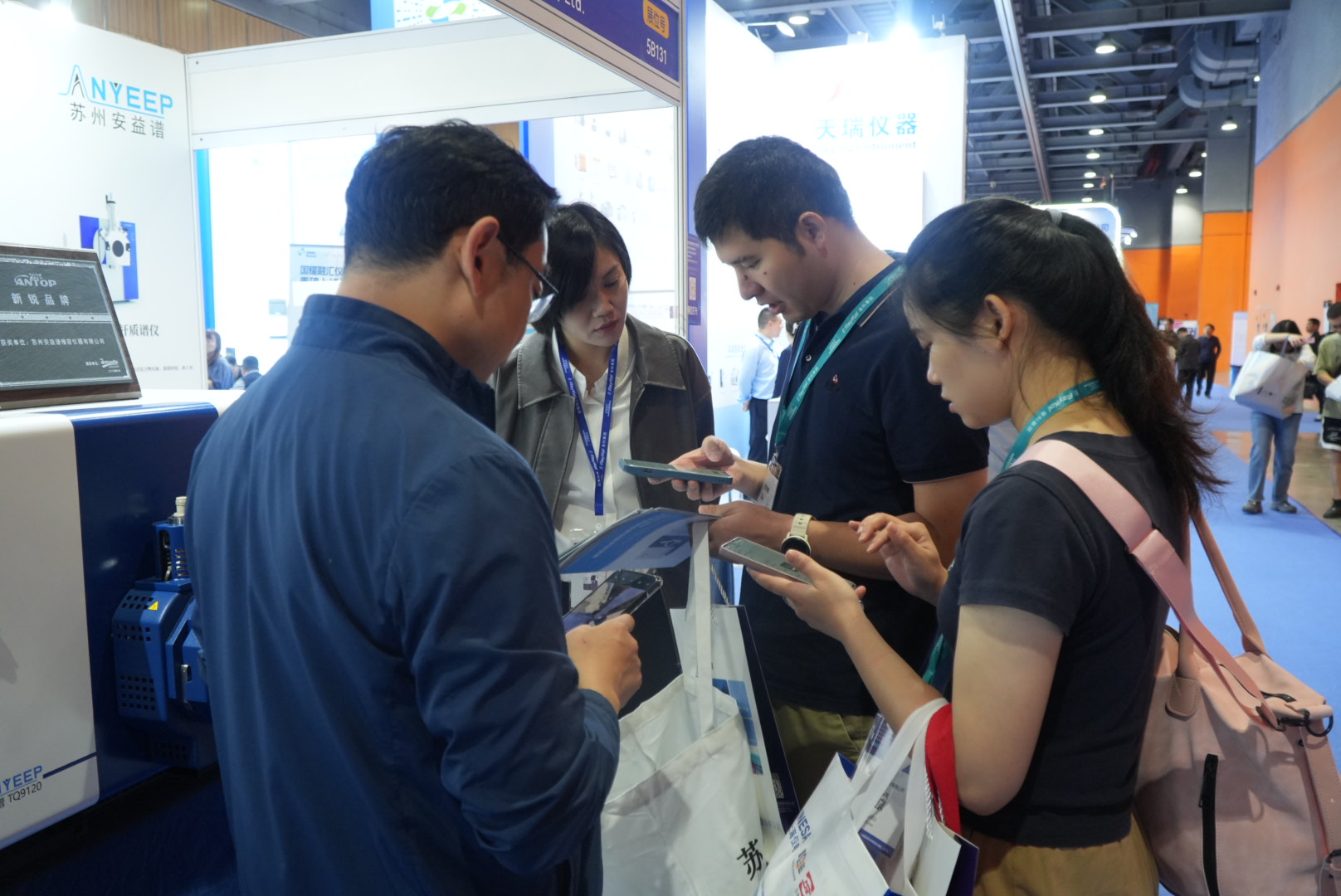 安益譜蓬勃發(fā)展,全系質譜產(chǎn)品引人矚目!-檢博會精彩回顧(圖7) 安益譜蓬勃發(fā)展,全系質譜產(chǎn)品引人矚目!-檢博會精彩回顧(圖7)